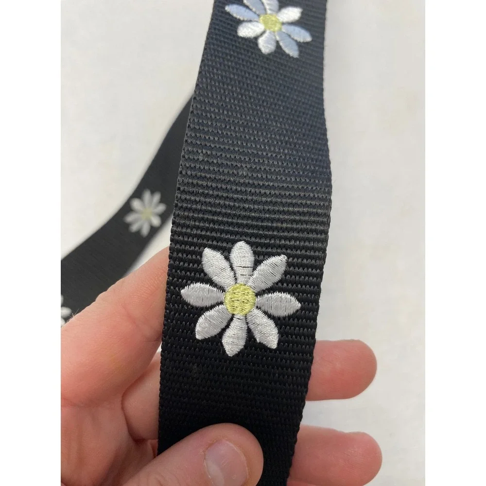 Womens Black‎ Daisy Embroidered Web Belt Silver D Ring Size Large